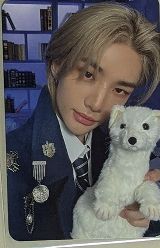 [Photocard] STRAY KIDS Hyunjin  4th Fanmeeting - SKZ's Magic School Event (seoul, stayzone, day 3, entrance/attendance benefit)