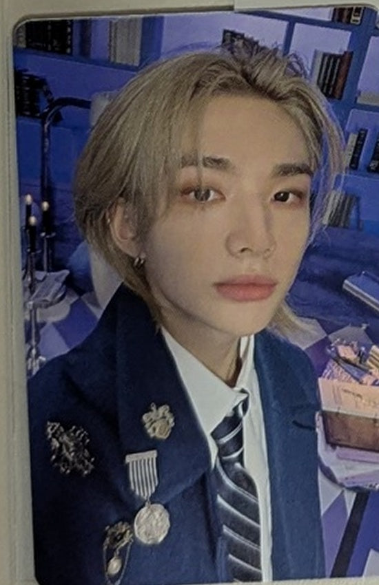 [Photocard] STRAY KIDS Hyunjin  4th Fanmeeting - SKZ's Magic School Event (pob (pre-order benefit), jyp/fans shop, online)
