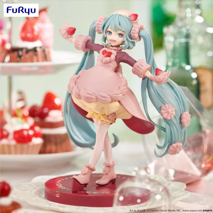 Vocaloid SweetSweets Series Hatsune Miku (Strawberry Chocolate Short Ver.) Figure