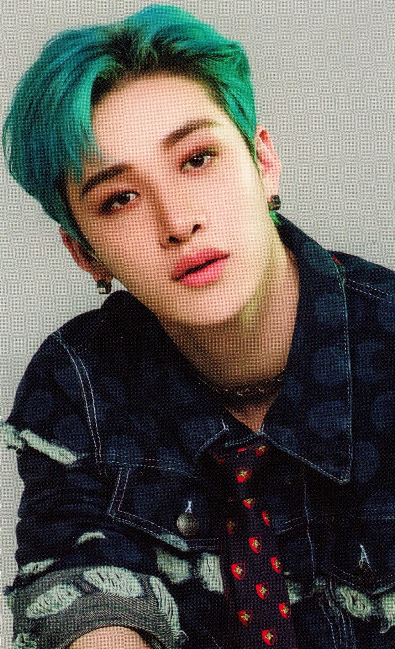 [Photocard] STRAY KIDS Bang Chan - NIKKEI ENTERTAINMENT MAGAZINE Other front