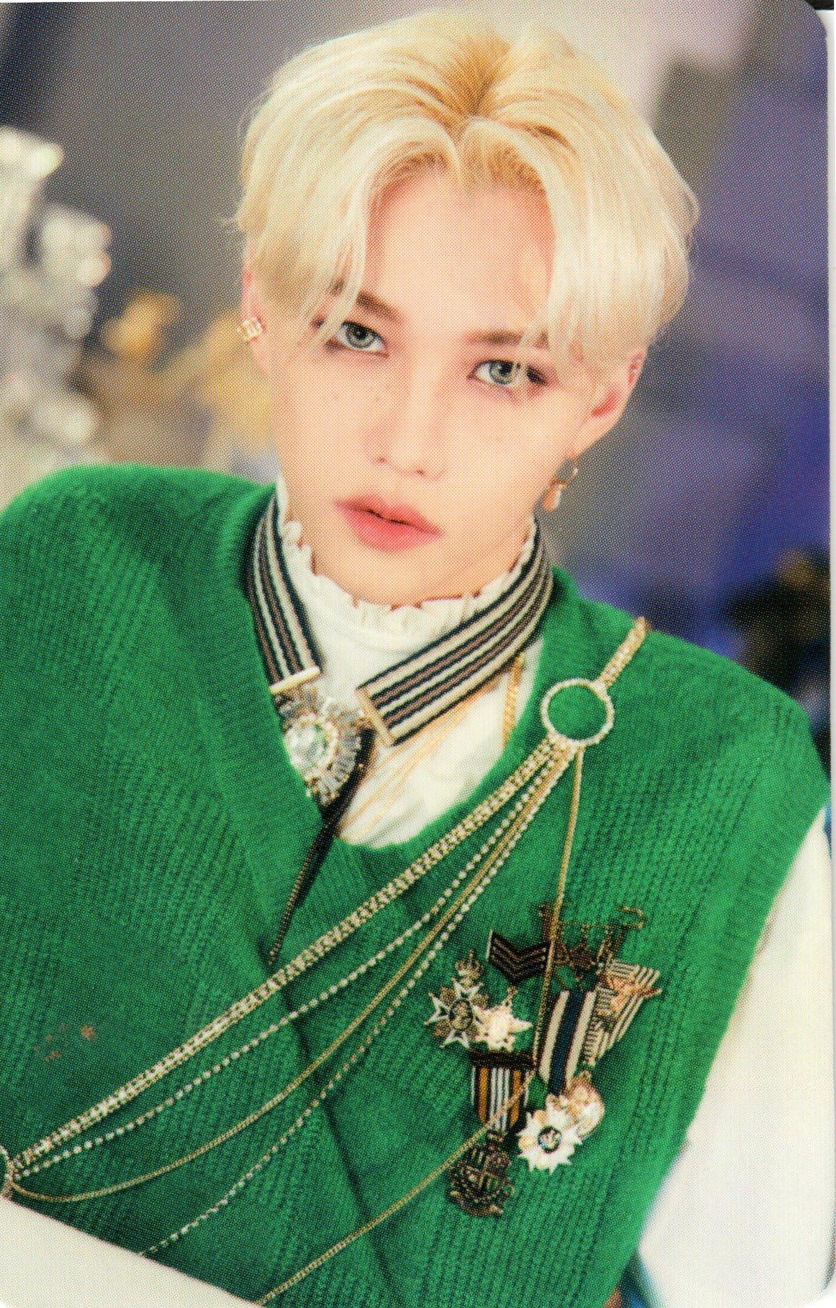 [Photocard] STRAY KIDS Felix - Victory pop-up front