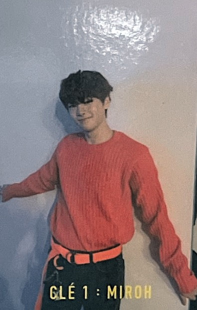 [Photocard] STRAY KIDS I.N  Clé 1 : MIROH Album (album photocard, E version, qr card)