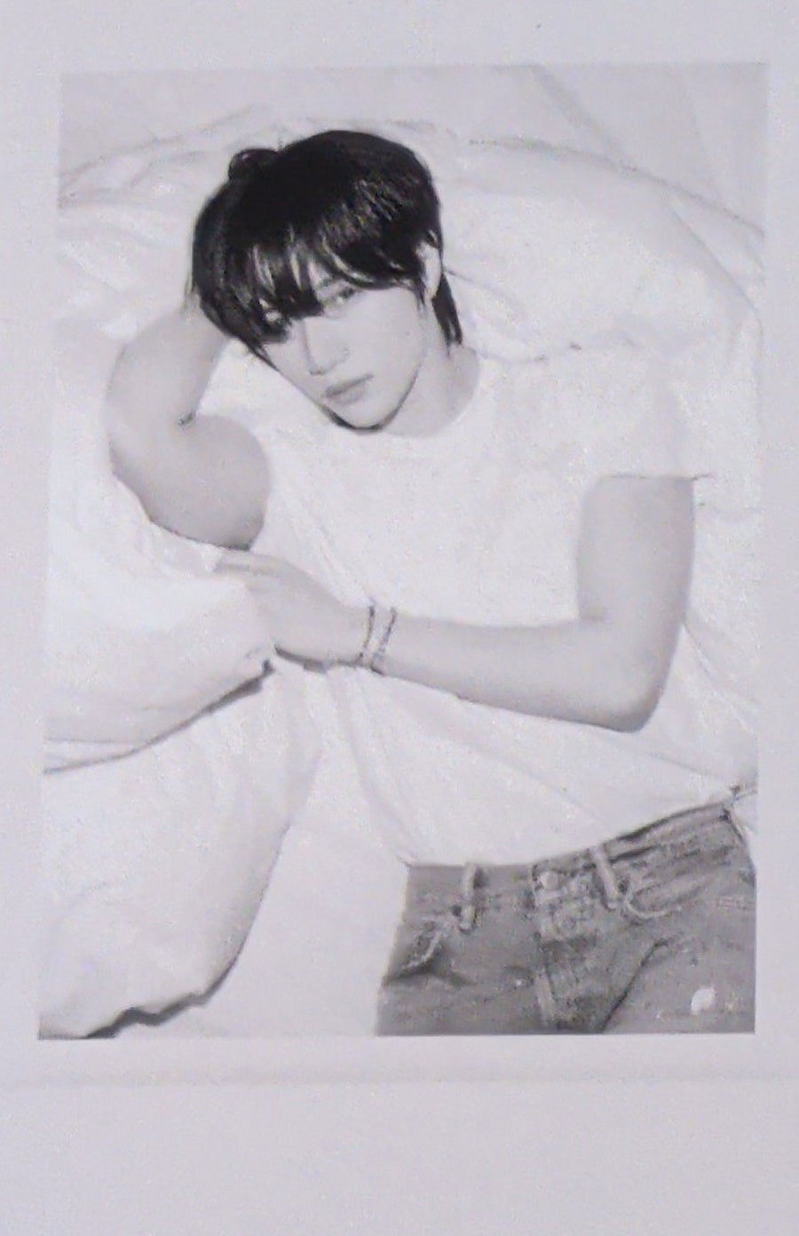 [Photocard] TOMORROW X TOGETHER Beomgyu - Panic Album (polaroid, apple music, POB) - Physical Card Scan