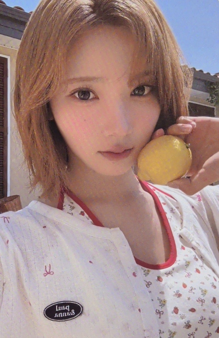 [Photocard] HEARTS2HEARTS Jiwoo - Lemon Tang Album (ktown4u, POB) - Physical Card Scan