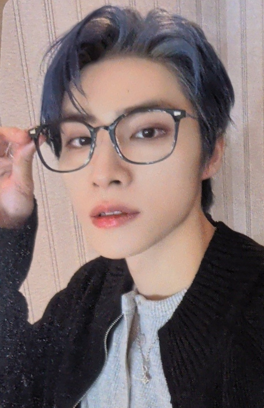 [Photocard] WAYV Xiaojun - Eternal White Album (apple music, POB) - Physical Card Scan