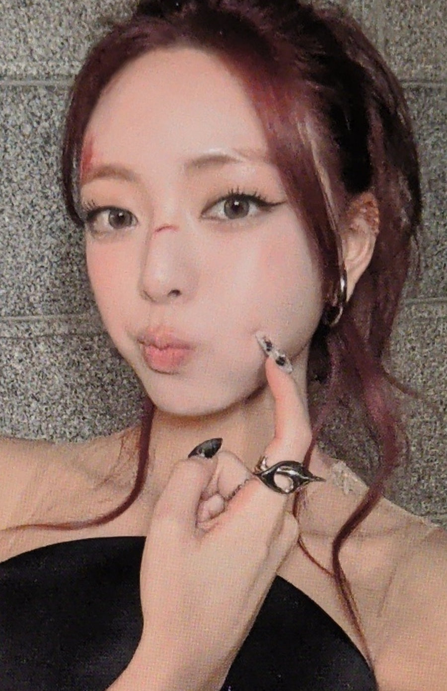 [Photocard] ITZY Yuna - TUNNEL VISION Album (apple music, POB) - Physical Card Scan