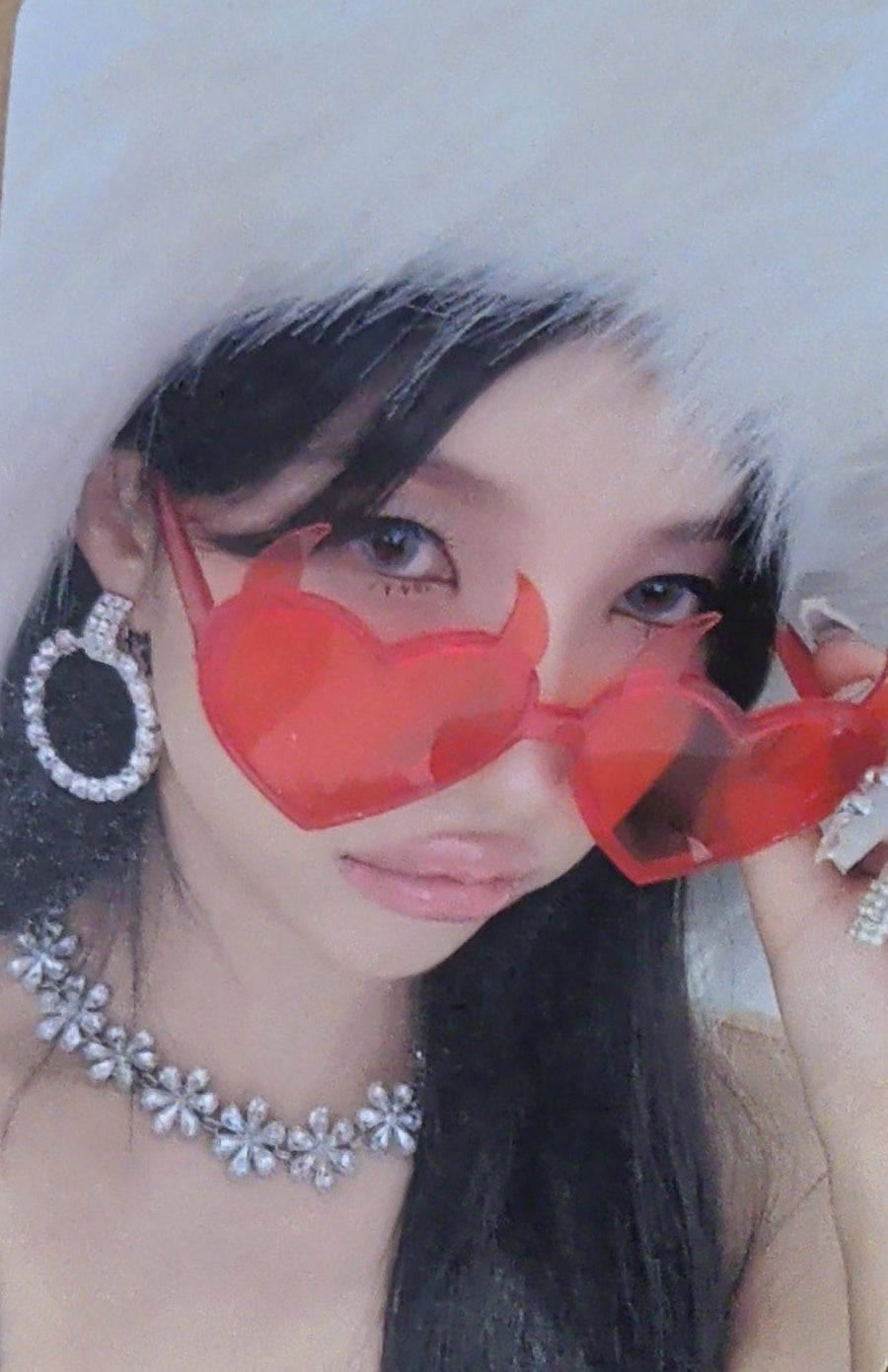 [Photocard] I-DLE Soyeon - 2 Album (lucky draw (LD), apple music) - Physical Card Scan
