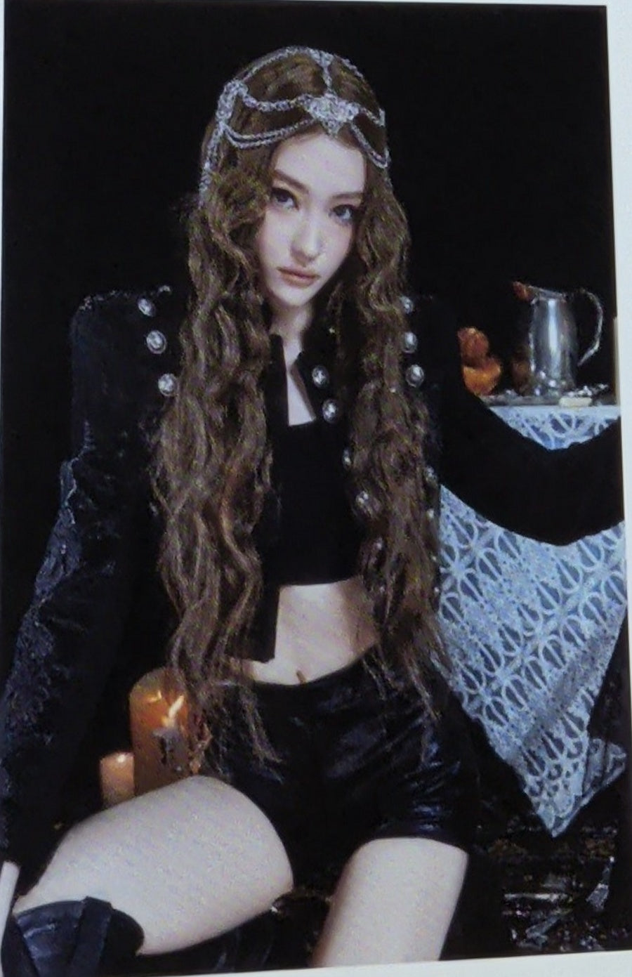 [Photocard] MEOVV Ella - BITE NOW Album (ktown4u, meovv version, POB, polaroid) - Physical Card Scan