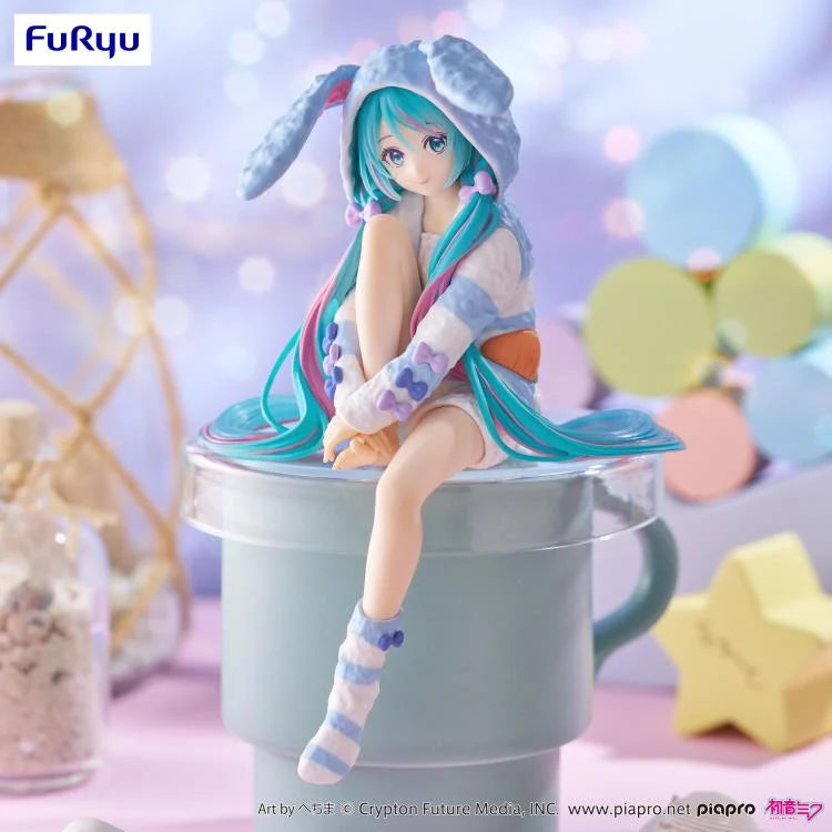 Vocaloid Noodle Stopper Hatsune Miku (Rabbit Ear Hood Pajama Blue Color) Figure