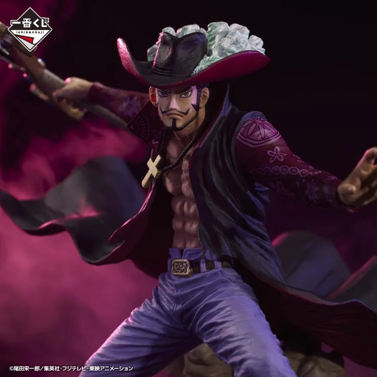 One Piece Ichibansho Figure Dracule Mihawk (Genealogy of Swordman's Soul)