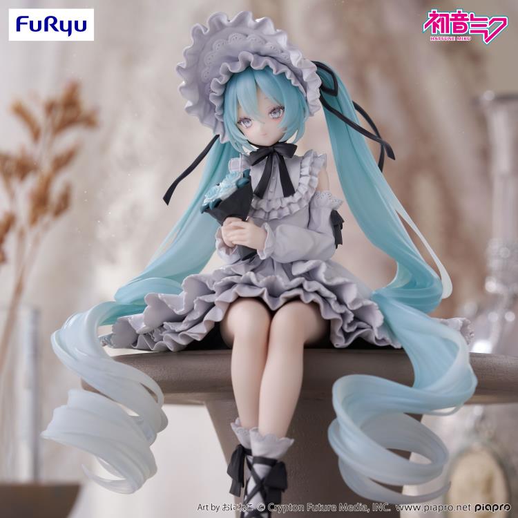Hatsune Miku Noodle Stopper Vintage Doll Style Figure