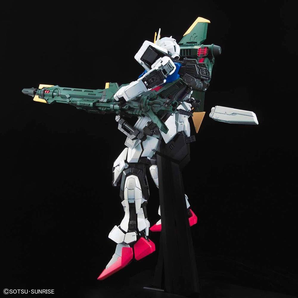 PG GAT-X105+AQM/E-YM1 Perfect  Strike Gundam 1/60