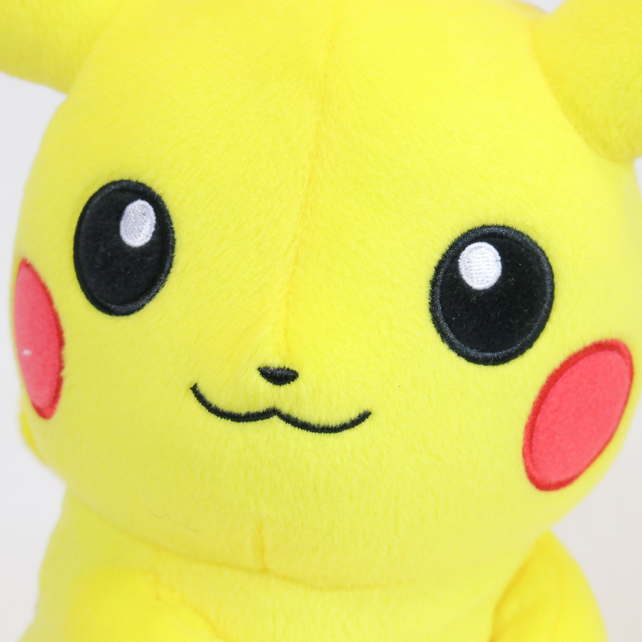 Pokemon Mewtwo Strikes Evolution 9 inch Pikachu Plush