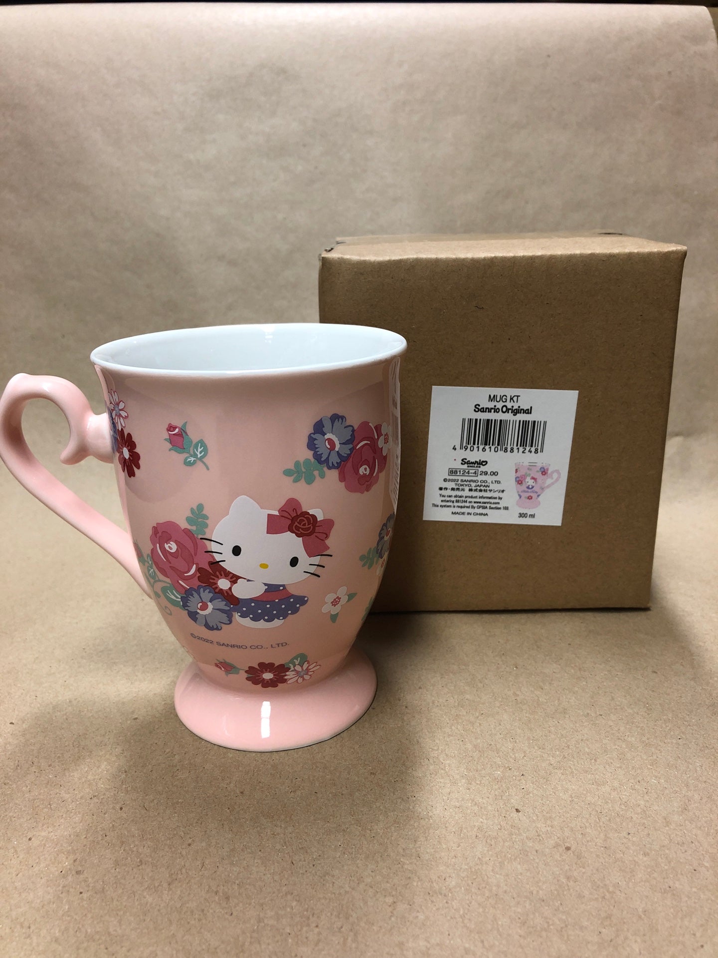 Sanrio Hello Kitty Elegant Mug Cup