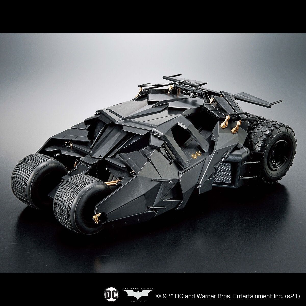 Batman - Bandai - Batmobile (Batman Begins Ver.) 1/35 Model Kit