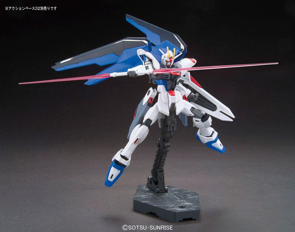 HGCE #192 Freedom Gundam 1/144 Model Kit
