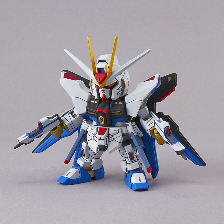 SD Gundam EX-Standard 006 Strike Freedom Gundam